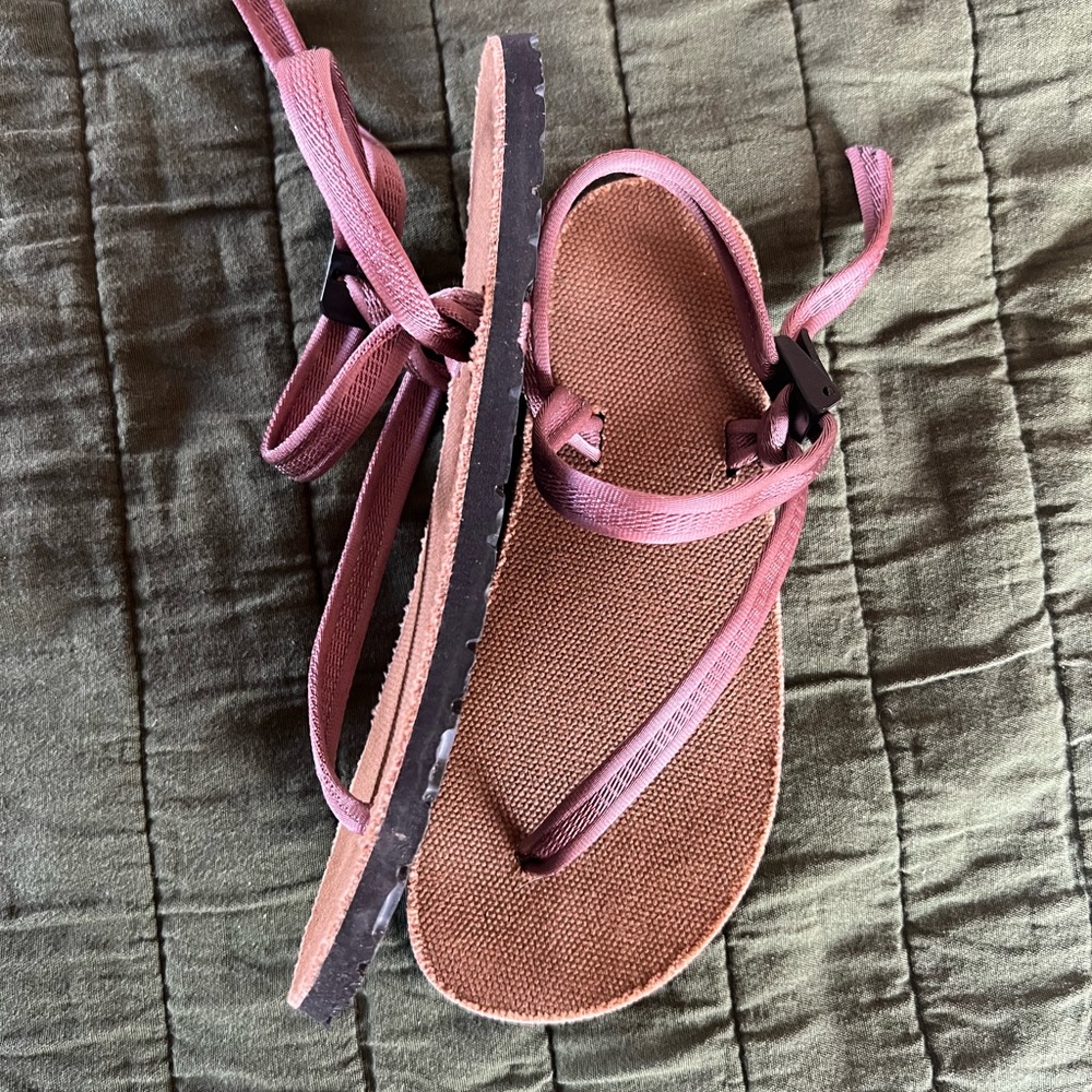 Earth Runners Alpha Sandals - Canyon Clay Lifestyle Lace - Picture 2 of 3